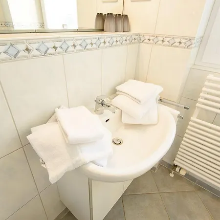 Atlantik-65-kohfahl 公寓 *